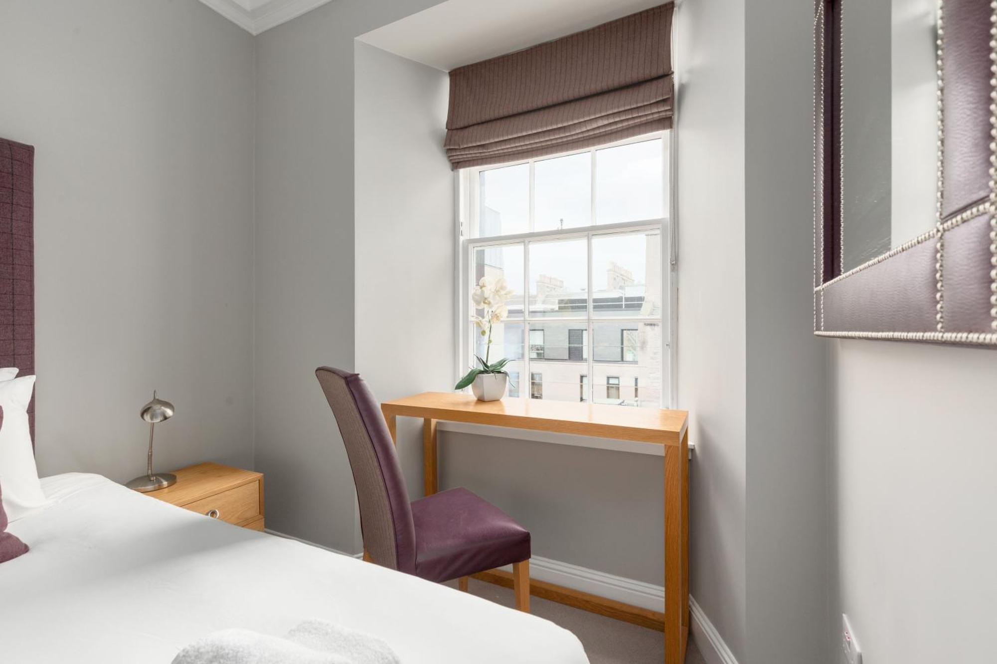 Destiny Scotland - Princes Street Residence Edimburgo Exterior foto